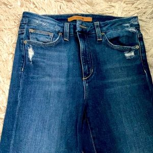 Worn 2-3 times Joe’s Jeans